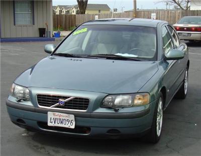 Used Volvo S60 2002 : $7885