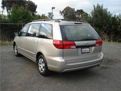 Used Toyota Sienna 2005 : $15850