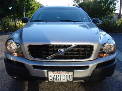 Used Volvo XC90 2003 : $10999
