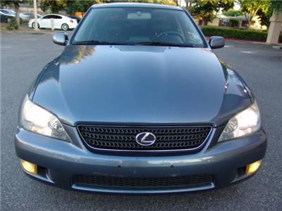 Used Lexus IS300 2005 : $18999