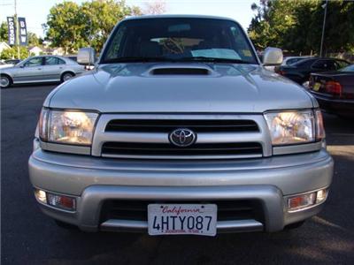 Used Toyota 4Runner 2000 : $8999