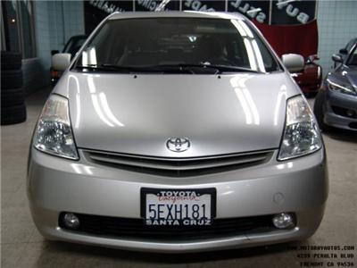 Used Toyota Prius 2004 : $7499