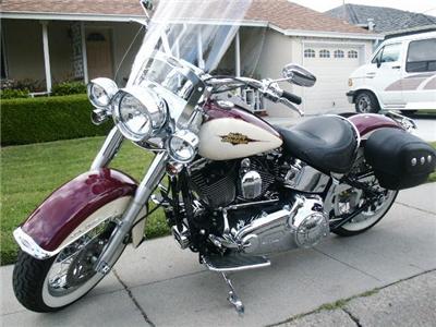 Used HARLEY DAVIDSON FLSTN 2007 : $15998
