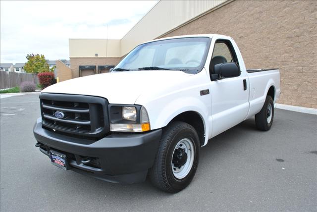 Used Ford F250 2004 : $5977