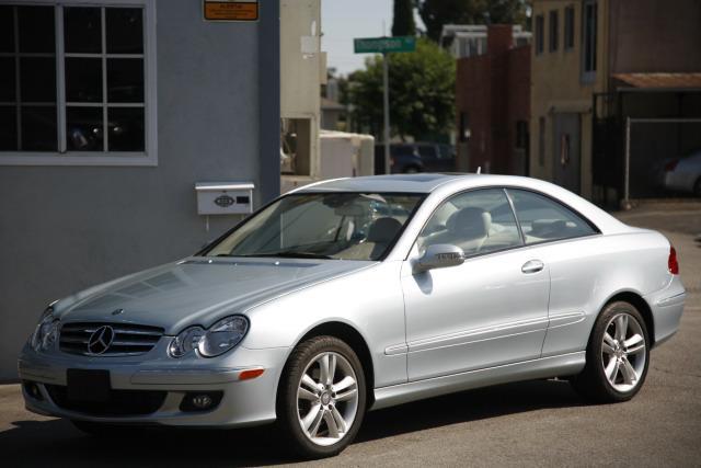 Used Mercedes Benz CLK Class 2008 : $26877