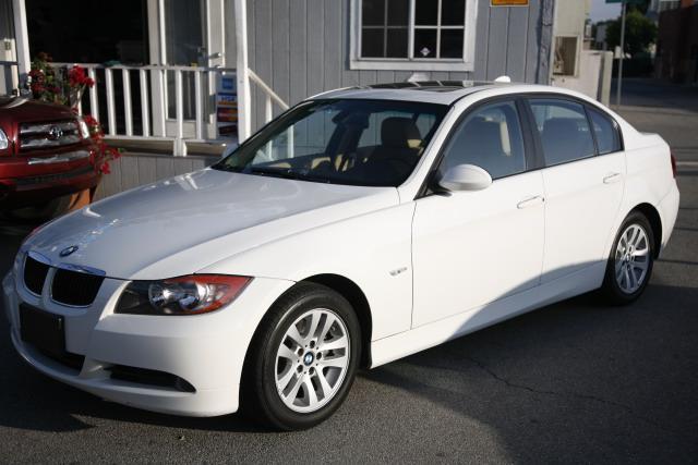Used BMW 3 series 2007 : $20977