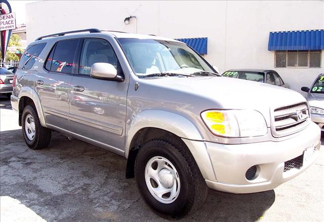 Used Toyota Sequoia 2002 : $13489