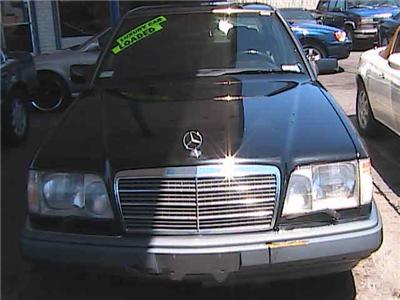 Used Mercedes Benz EClass 1995 : $4495