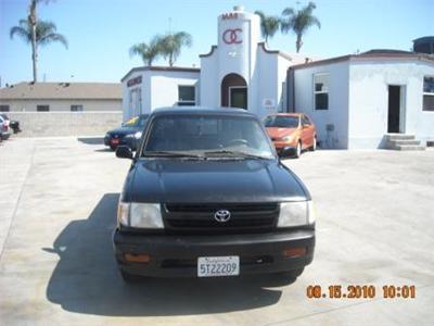 Used Toyota Tacoma 1998 : $4500