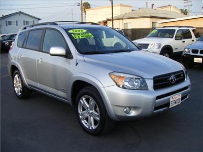 Used Toyota RAV4 2006 : $13995