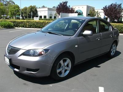 Used Mazda 3 2006 : $9995