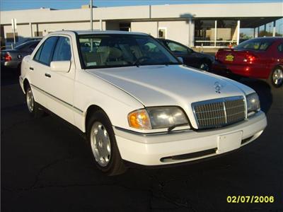 Used Mercedes Benz CClass 1995 : $3985