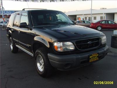 Used Ford Explorer 2000 : $4385