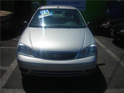 Used Ford Focus 2005 : $6995