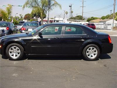 Used Chrysler 300 2006 : $0