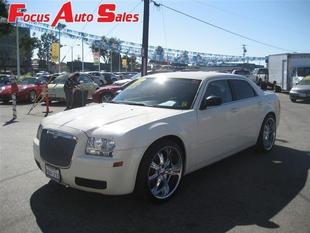 used Chrysler 300 2005 : $10995