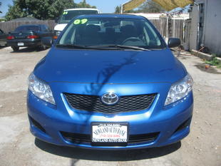 used Toyota Corolla 2009 : $10900