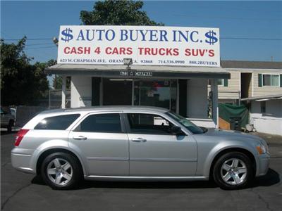 Used Dodge Magnum 2007 : $10995