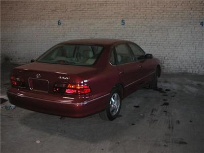 Used Toyota Avalon 1998 : $4000