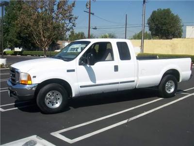 Used Ford F250 1999 : $3495