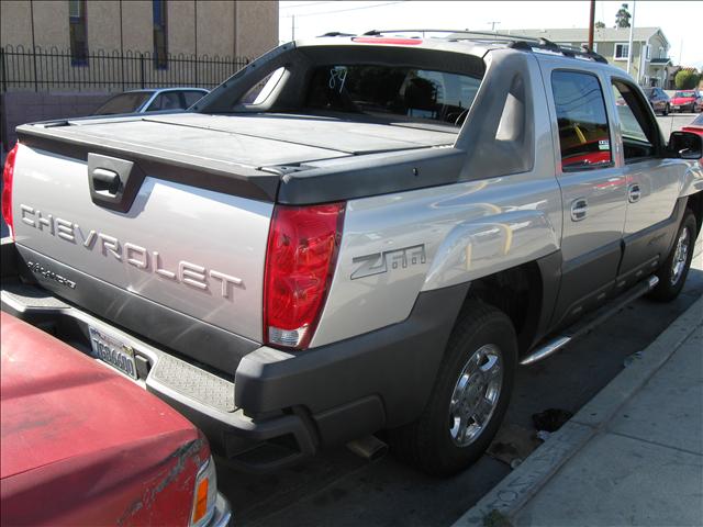 Used Chevrolet Avalanche 2004 : $10999