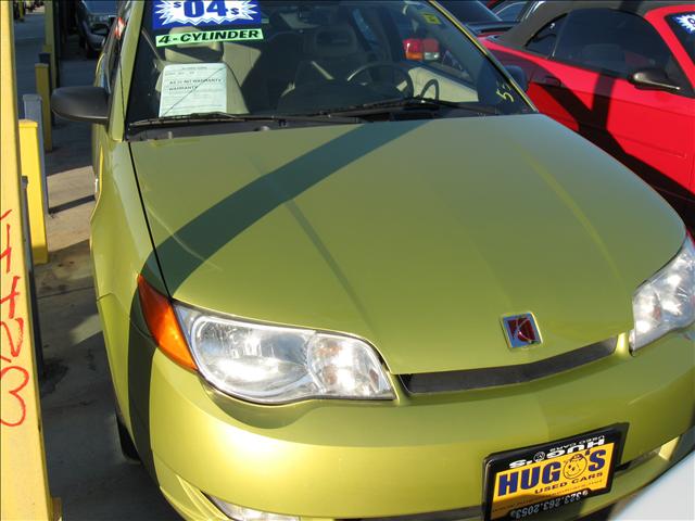Used Saturn Ion 2004 : $4999
