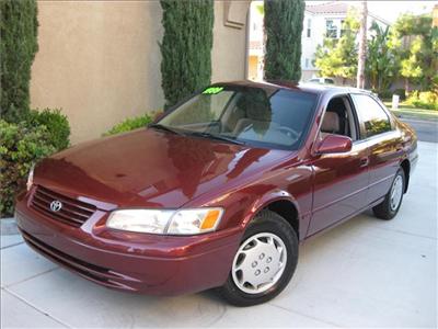 Used Toyota Camry 1999 : $4995
