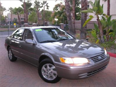 Used Toyota Camry 1999 : $5495