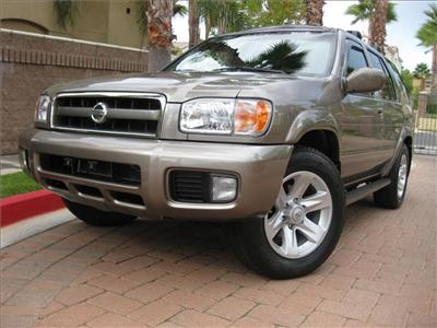 Used Nissan Pathfinder 2002 : $10995