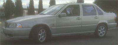 Used Volvo S70 2000 : $3900