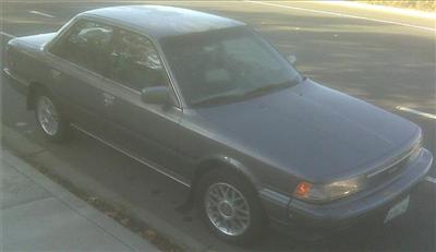 Used Toyota Camry 1988 : $1900