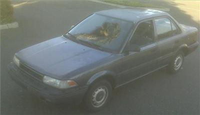 Used Toyota Corolla 1991 : $1900