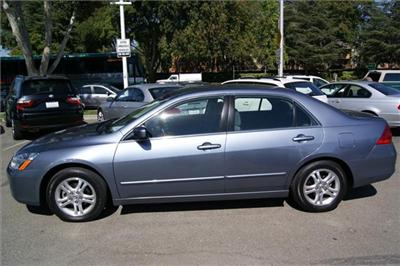 Used Honda Accord 2007 : $15800