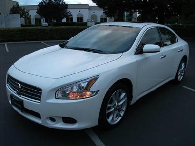 Used Nissan Maxima 2010 : $23695