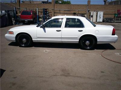 Used Ford CrownVictoria 2001 : $5980
