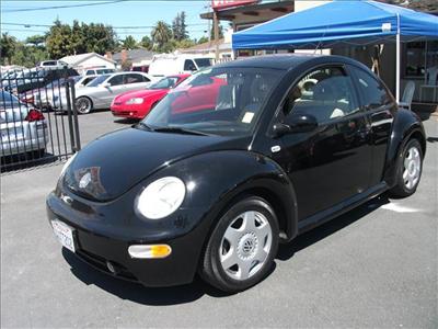 Used Volkswagen NewBeetle 2001 : $5900
