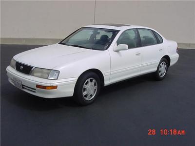Used Toyota Avalon 1996 : $2750