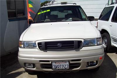Used Mazda MPV 1997 : $5495