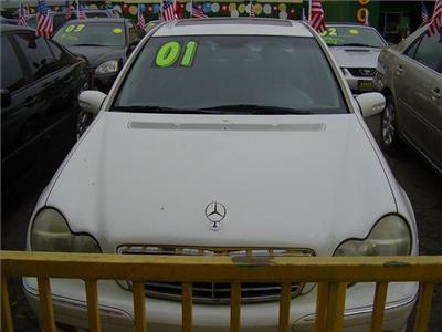 Used Mercedes Benz CClass 2001 : $0