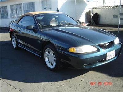 Used Ford Mustang 1996 : $3495