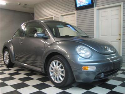 Used Volkswagen NewBeetle 2005 : $9997