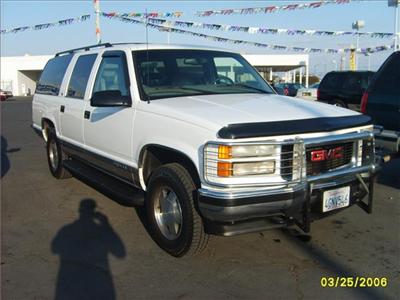 Used GMC Suburban 1999 : $7985