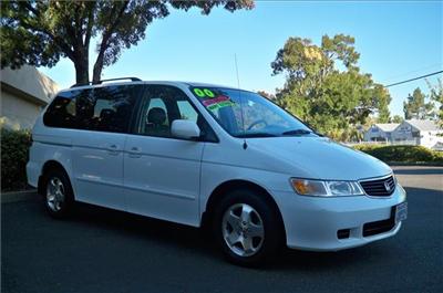 Used Honda Odyssey 2000 : $6995