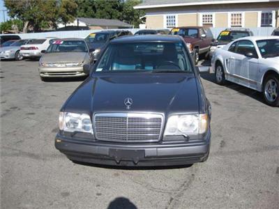 Used Mercedes Benz EClass 1995 : $5499