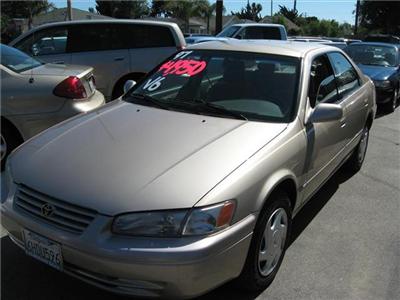 Used Toyota Camry 1997 : $4950