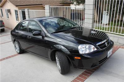 Used Suzuki Forenza 2007 : $7995