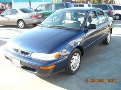 Used Toyota Corolla 1997 : $3250