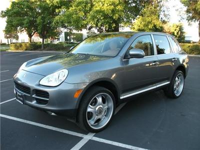 Used Porsche Cayenne 2004 : $20495