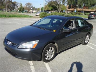 Used Honda Accord 2004 : $8500