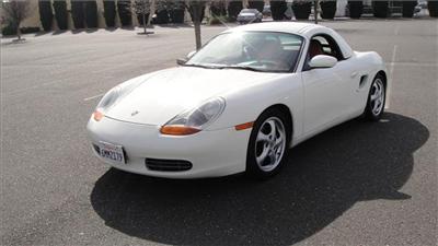 Used Porsche Boxster 2000 : $12900
